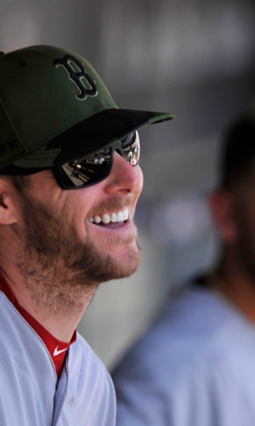 Sale gets warm reception in return to Chicago with Red Sox